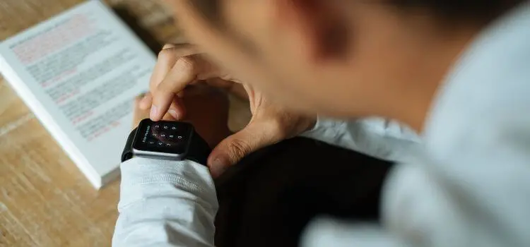 Best practices for charging smart watches